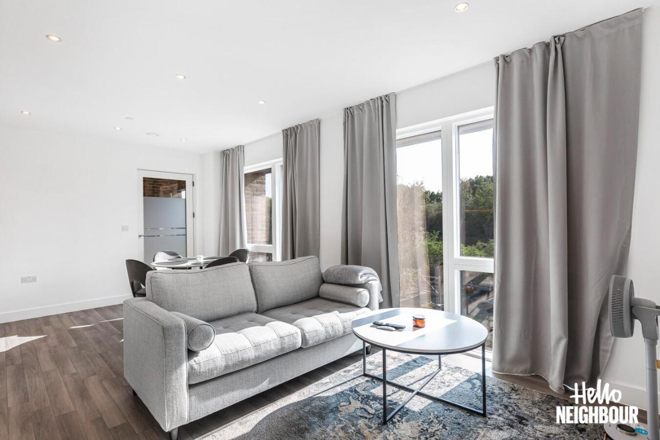 Modern 1 Bedroom Apartment With Parking In Colindale, London Edgware Zewnętrze zdjęcie