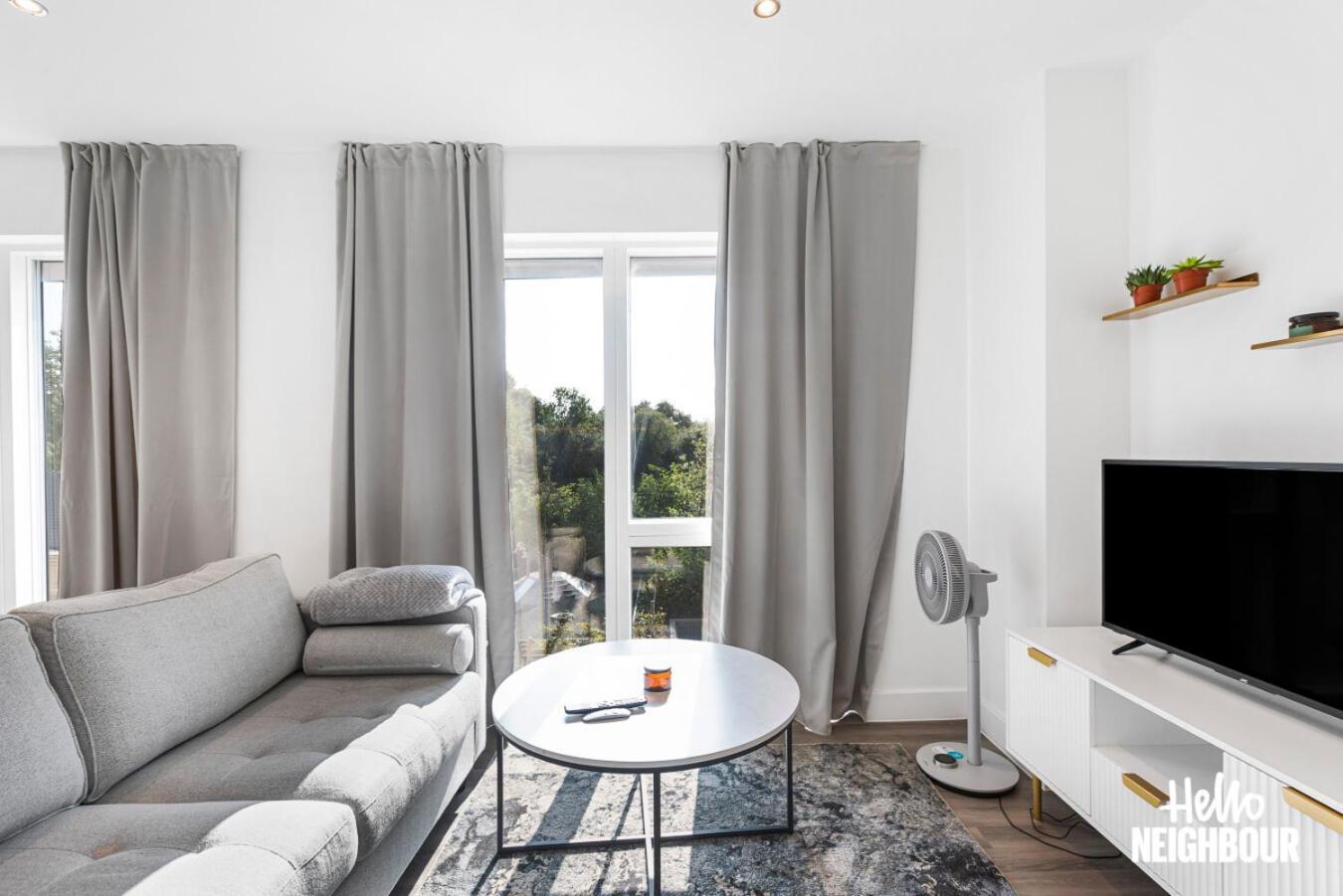 Modern 1 Bedroom Apartment With Parking In Colindale, London Edgware Zewnętrze zdjęcie